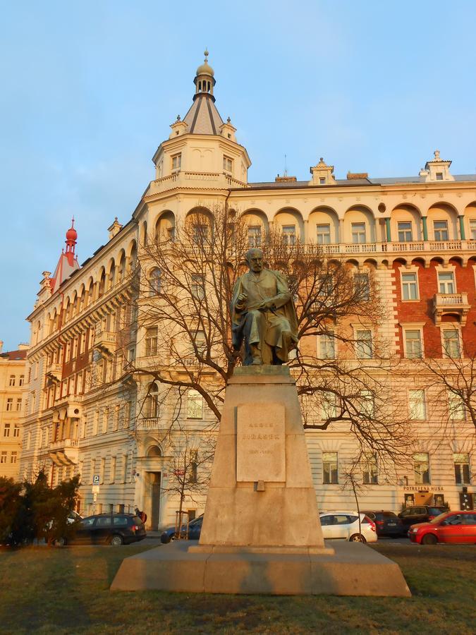 The Palace Suites And Apartments Prága Kültér fotó