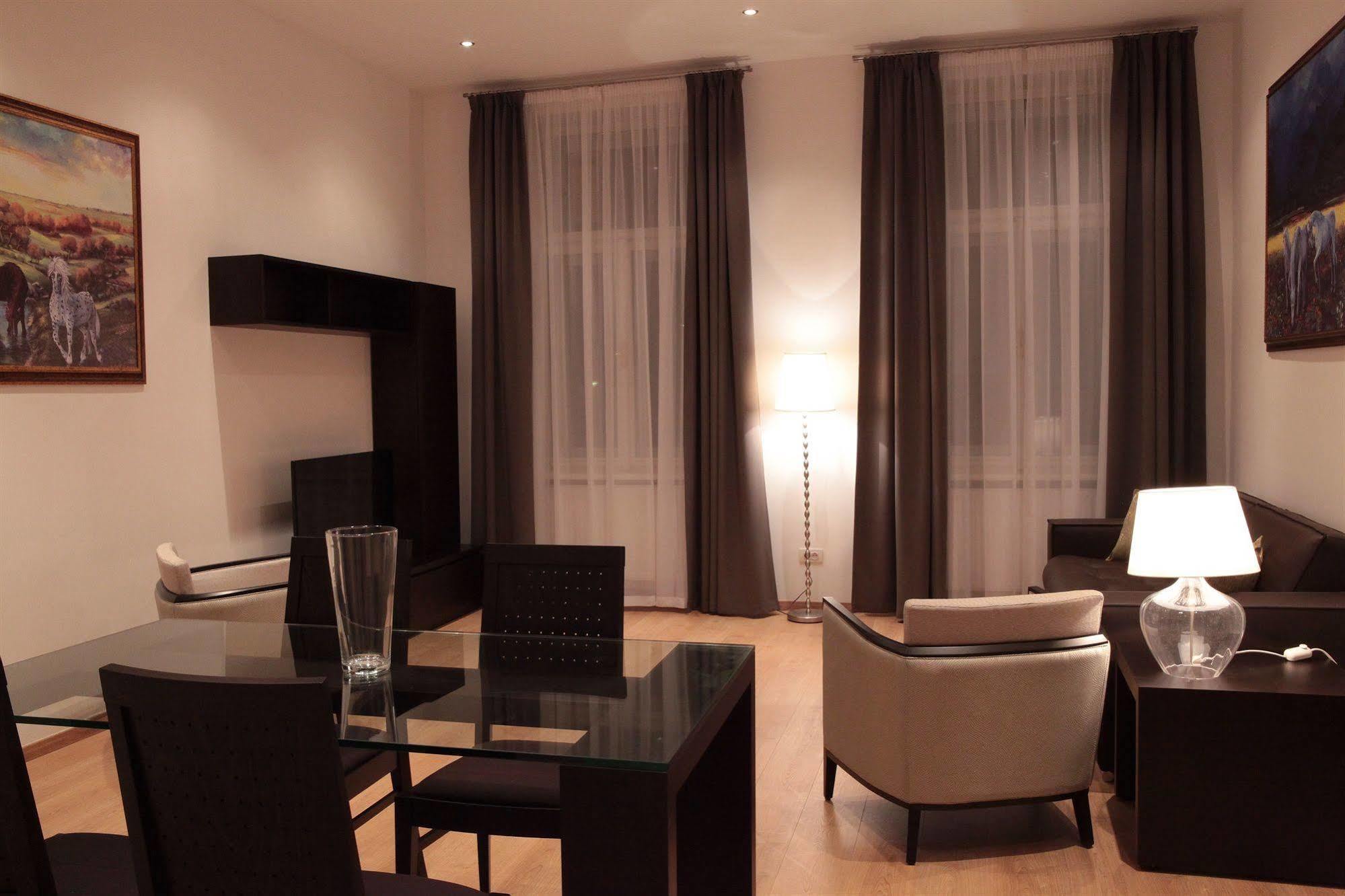 The Palace Suites And Apartments Prága Kültér fotó